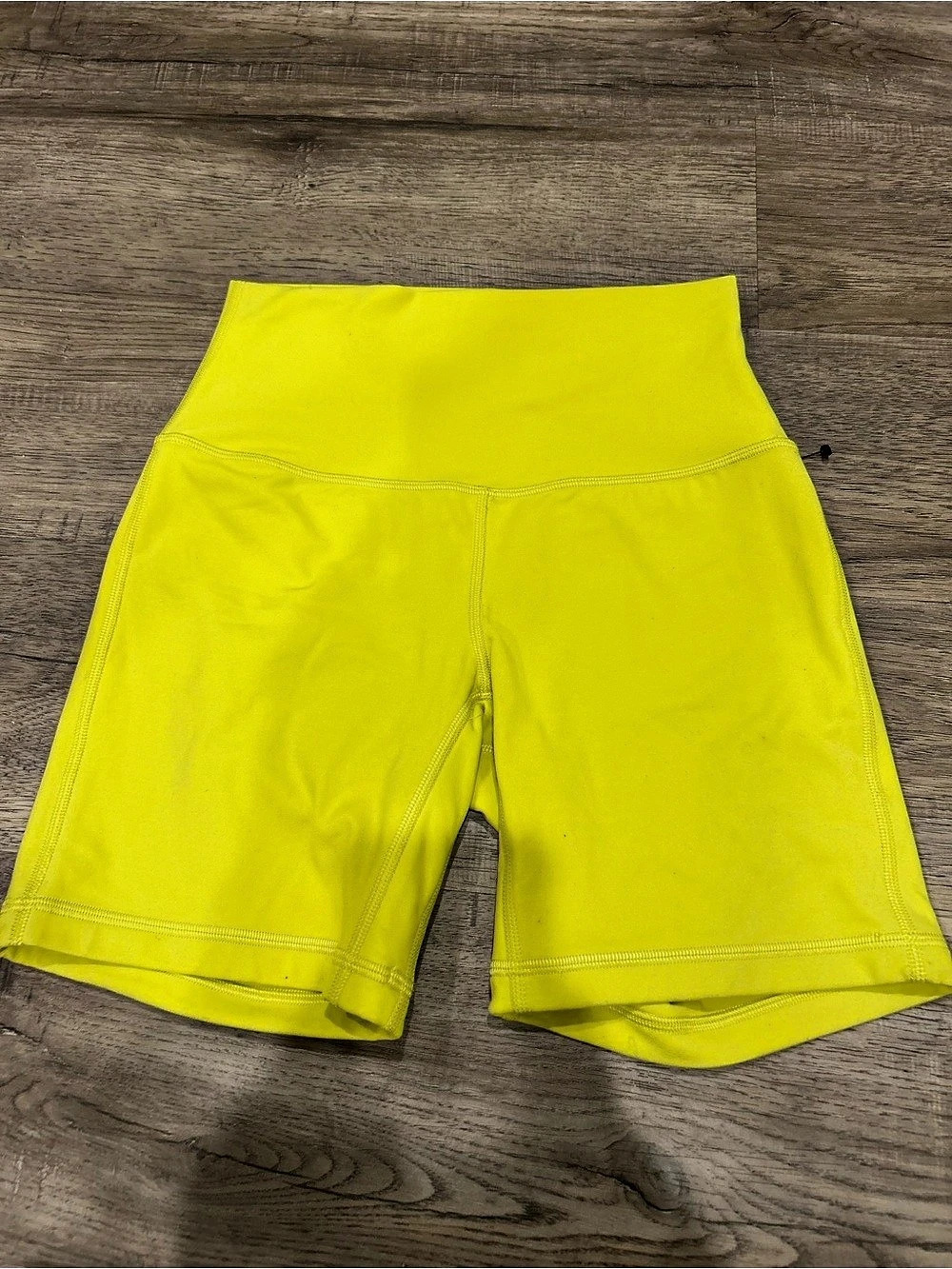 lululemon Align High-Rise Short 6" Athletic Shorts Yellow